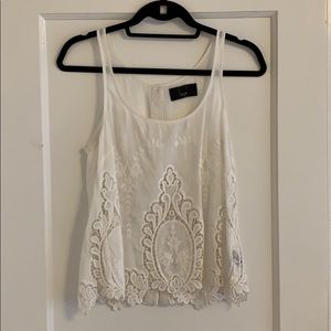 Lace tank with button back